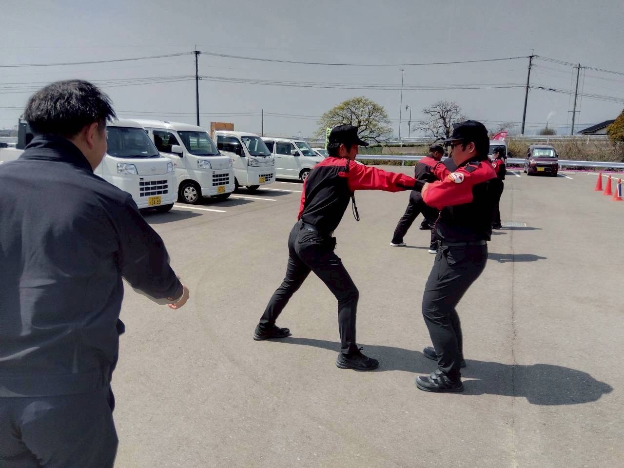 交通誘導警備業務2級の社内訓練風景8